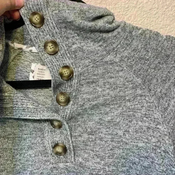 Grey Saturday Sunday sweater sz S casual comfy cozy lightweight fall preppy - Picture 3 of 8